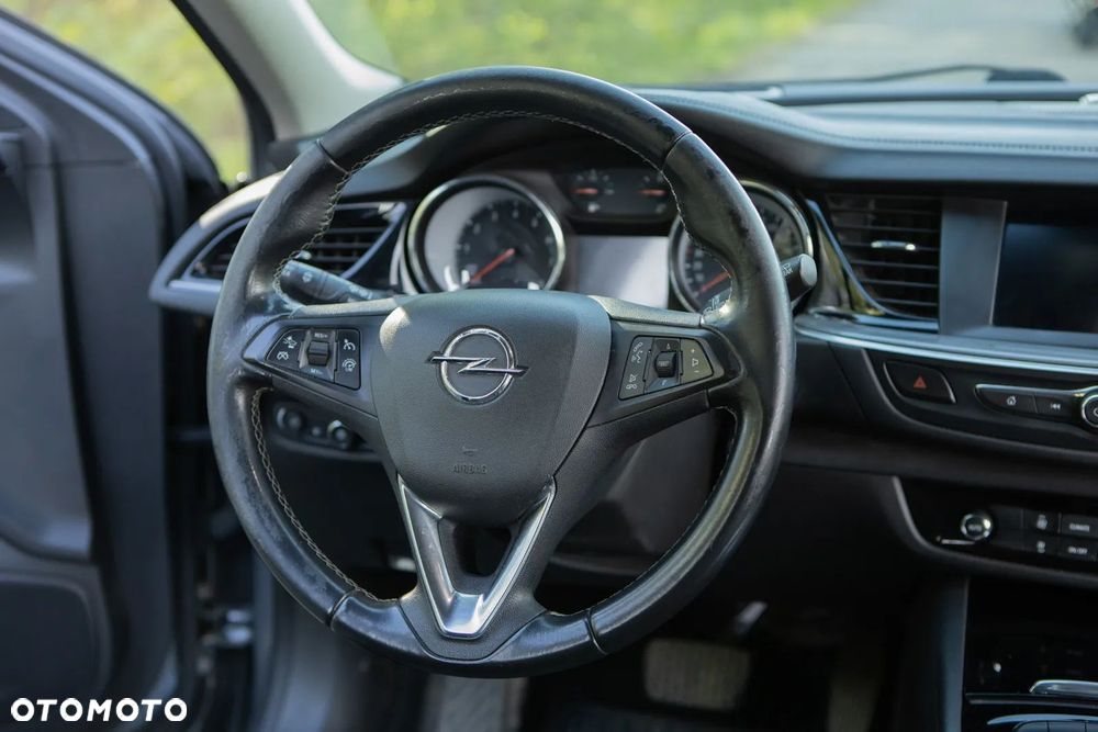 Opel Insignia 1.5 T Enjoy S&S - 16