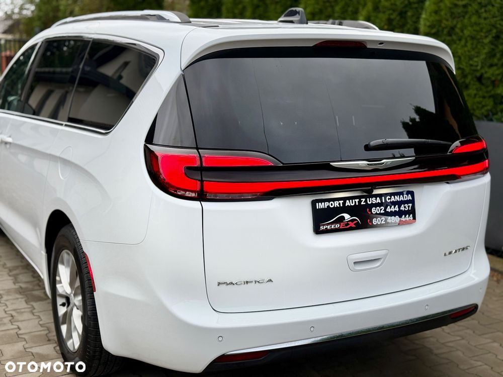 Chrysler Pacifica - 9