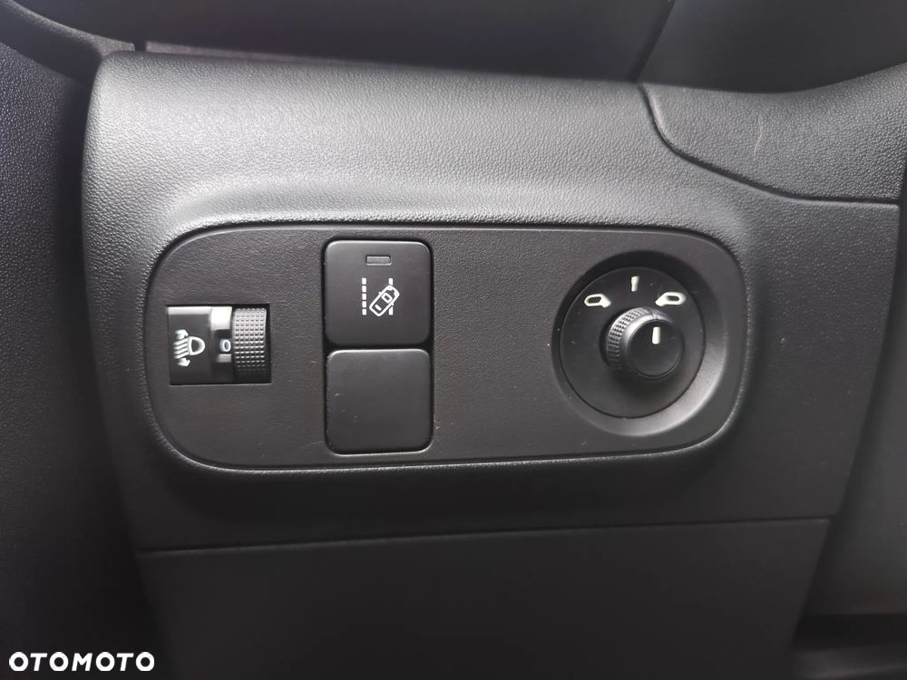 Citroën C3 1.2 PureTech Exclusive - 26