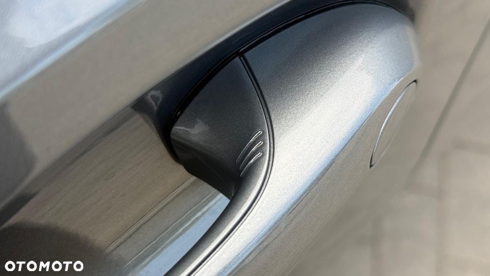 BMW Seria 3 330d xDrive mHEV M Sport - 17