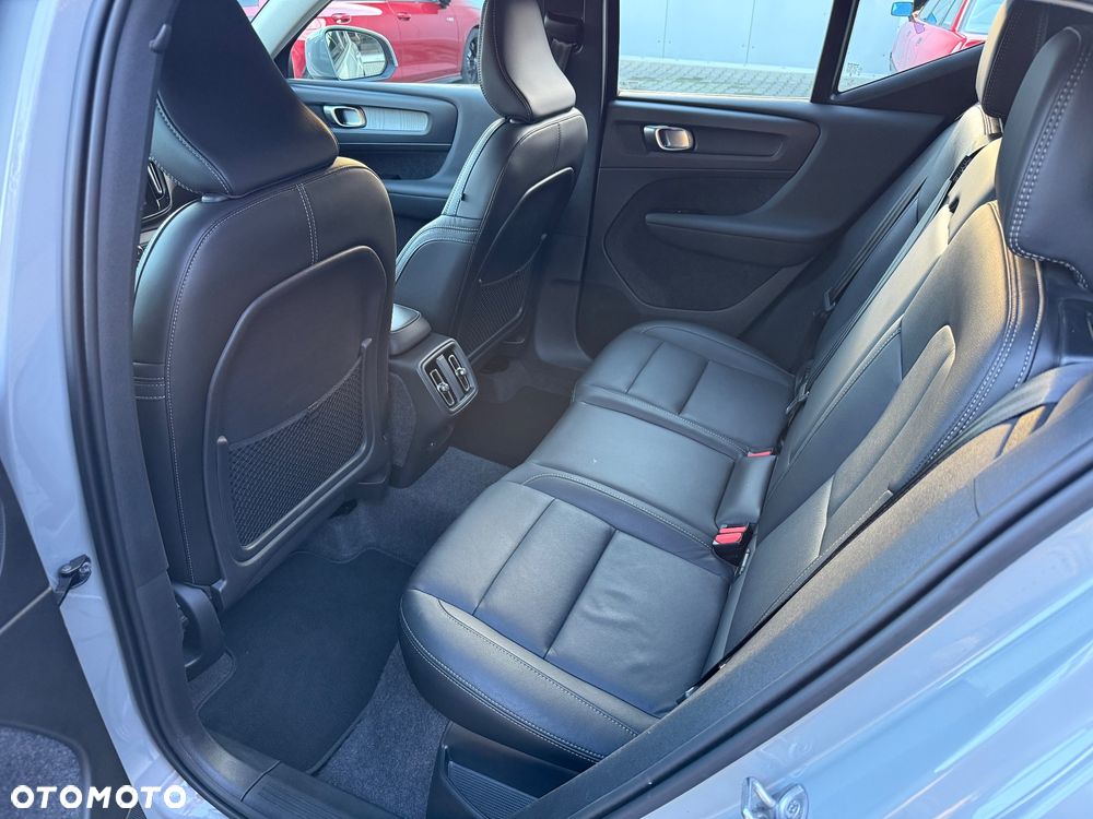 Volvo XC 40 B3 Core - 19