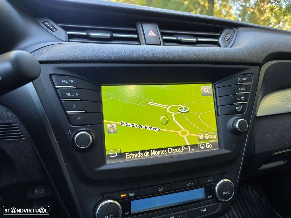 Toyota Avensis SW 2.0 D-4D Luxury+GPS - 20