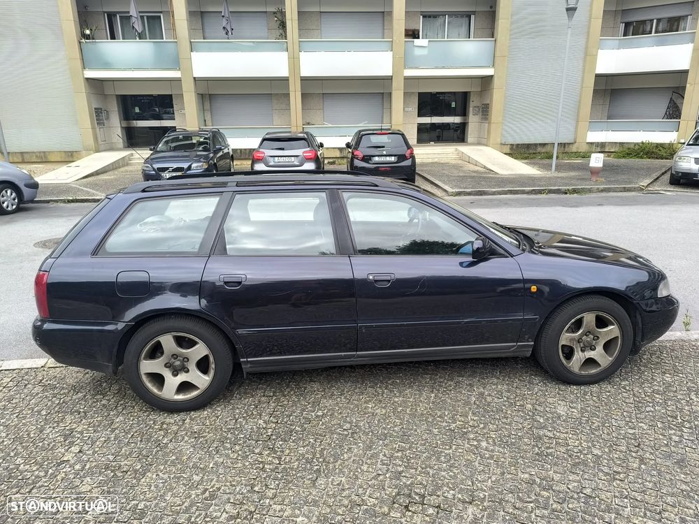 Audi A4 Avant 1.9 TDI Attraction - 1