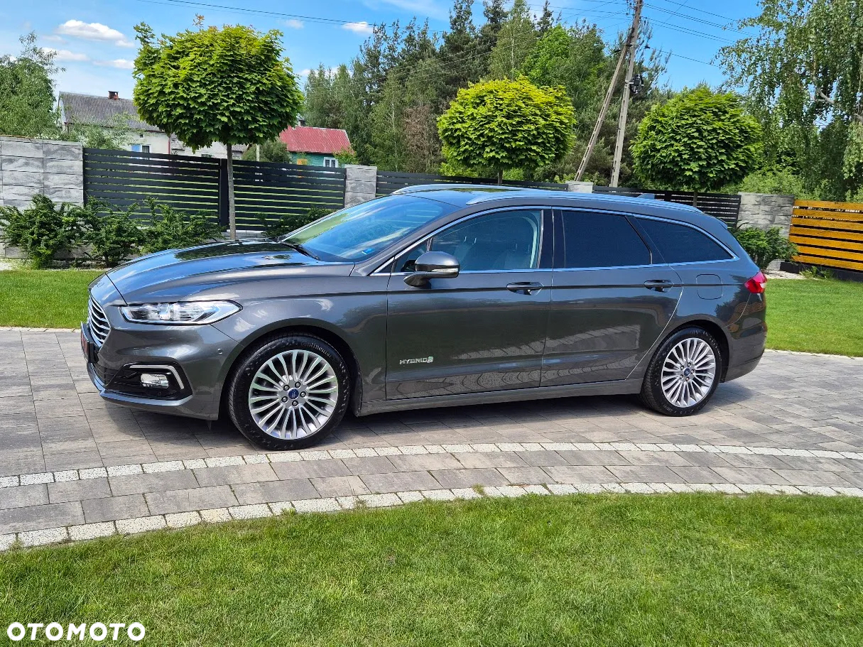 Ford Mondeo 2.0 Hybrid Titanium - 4