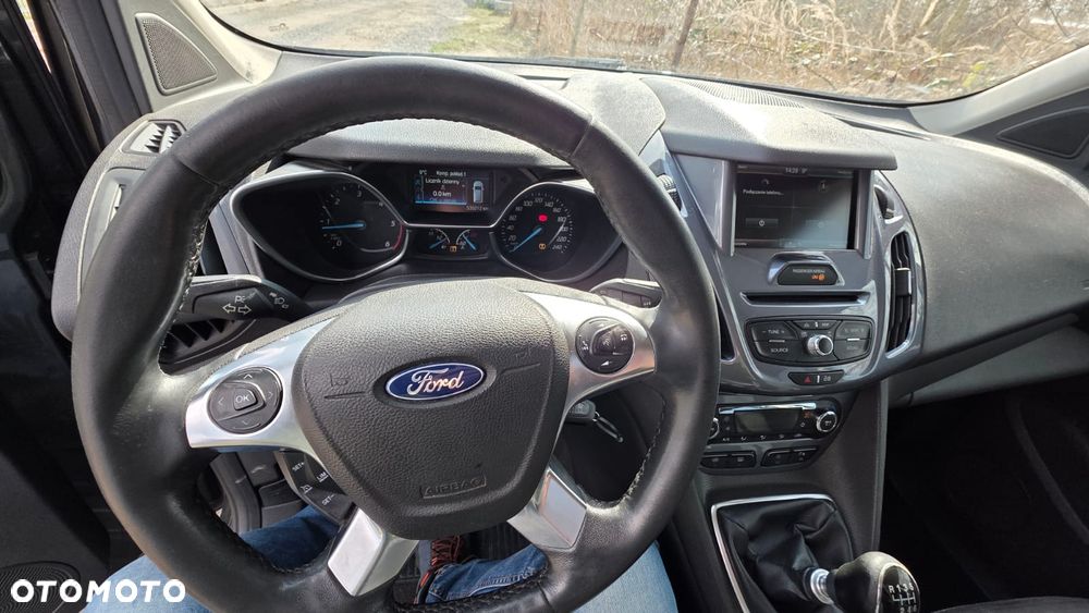Ford Tourneo Connect - 4