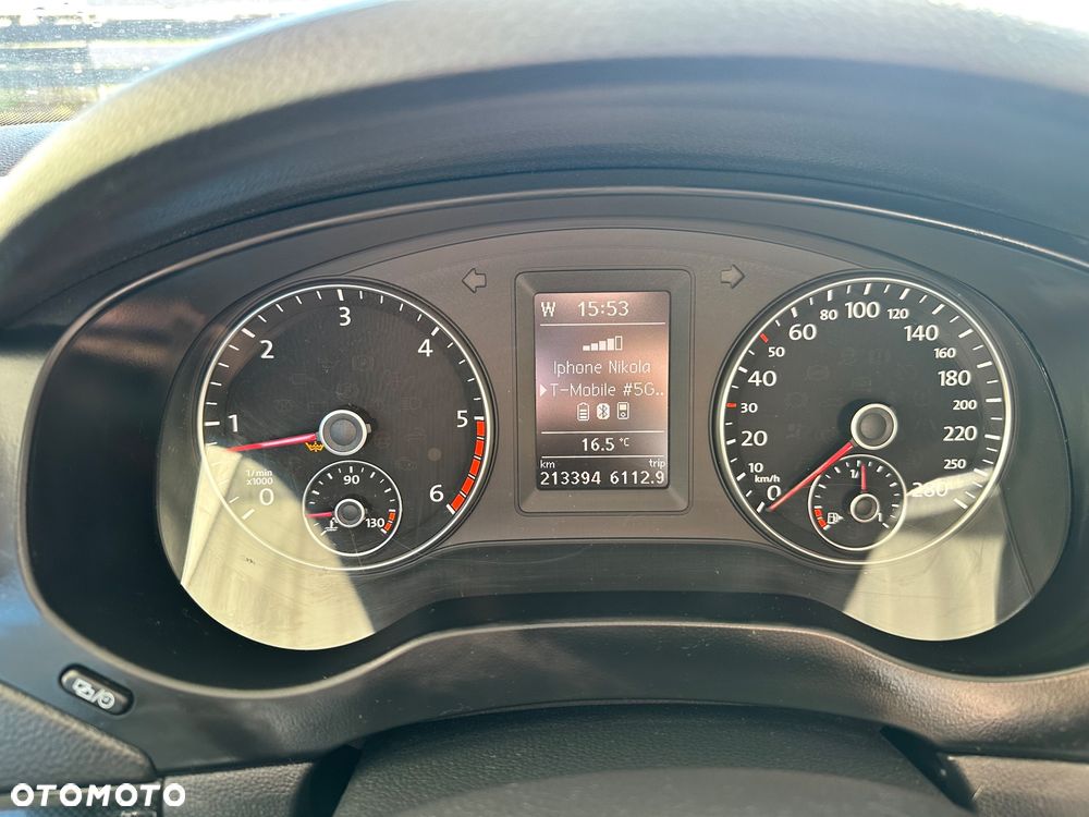 Volkswagen Jetta 1.6 TDI Comfortline - 12