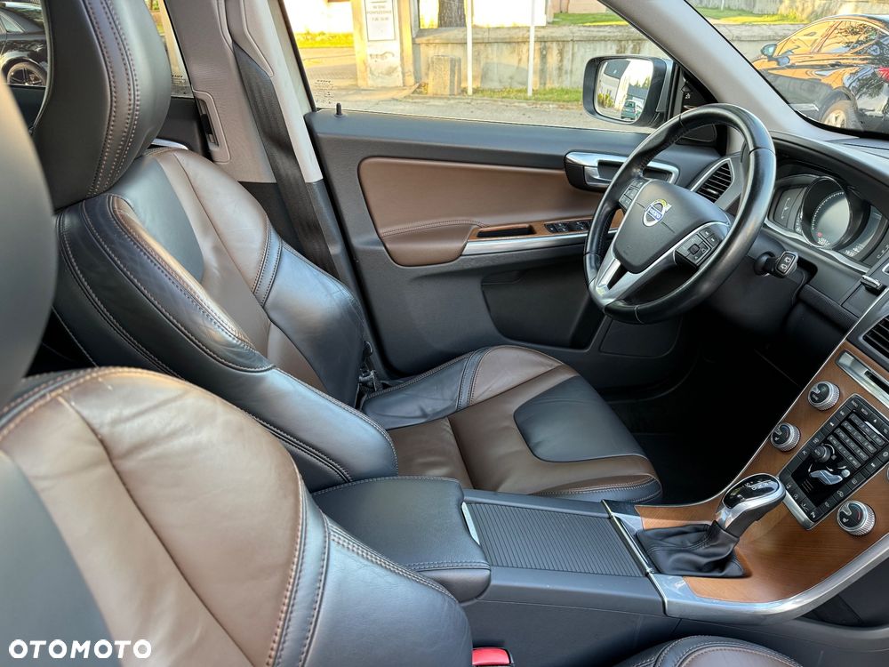 Volvo XC 60 D4 Geartronic Summum - 20