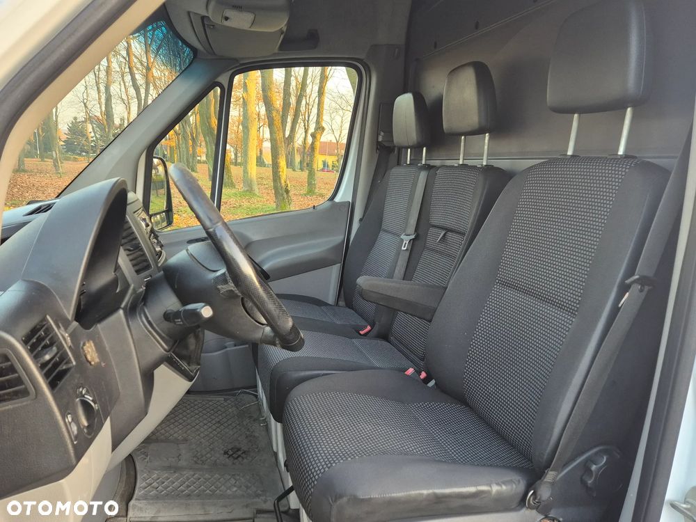 Mercedes-Benz SPRINTER - 9