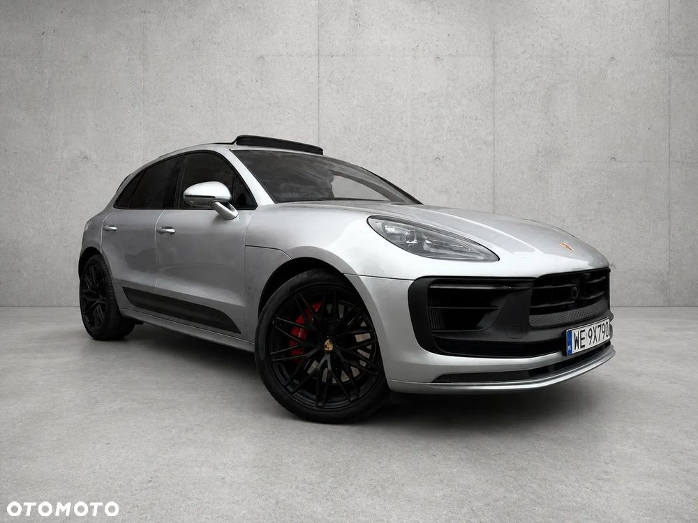 Porsche Macan - 1