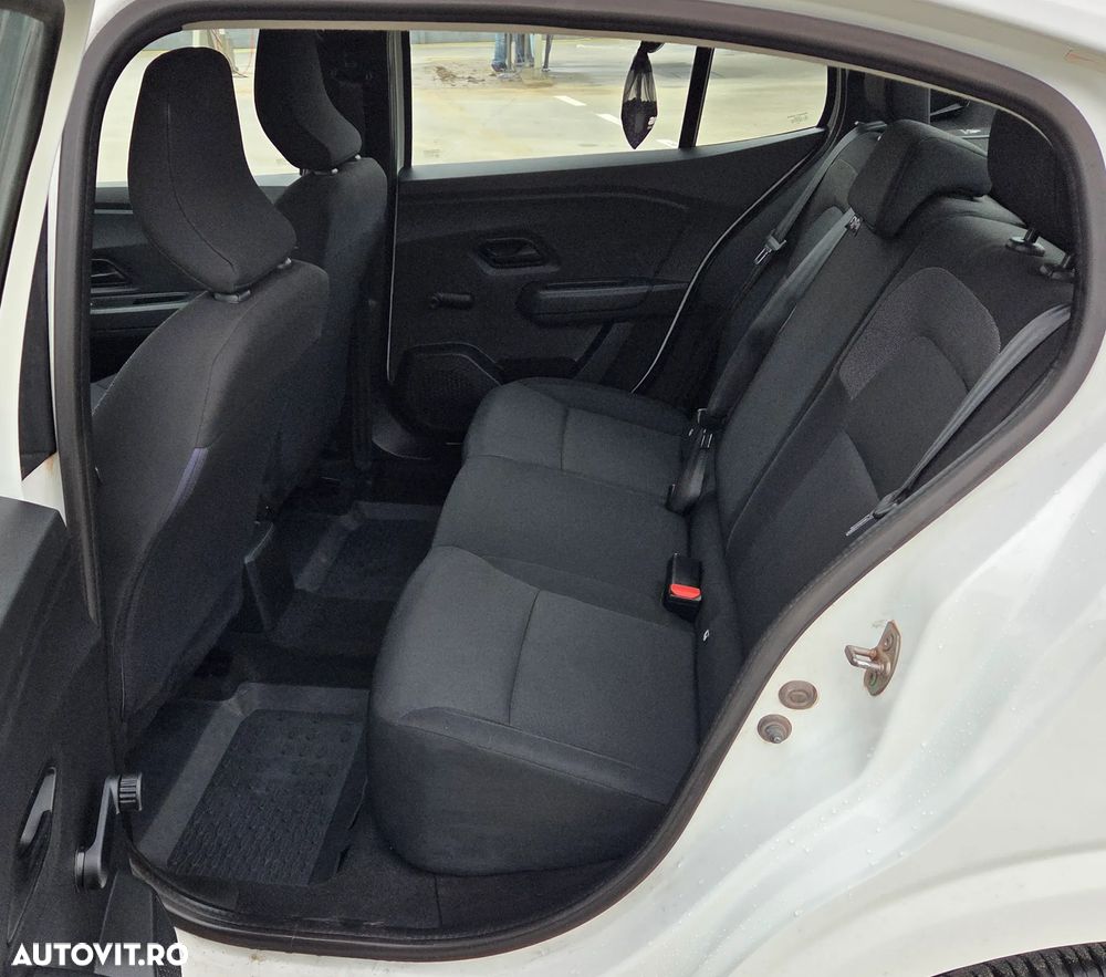 Dacia Logan - 4