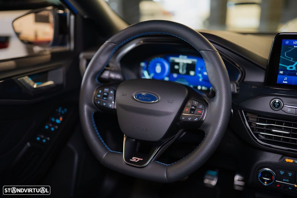 Ford Focus 2.3 EcoBoost S&S ST X - 52