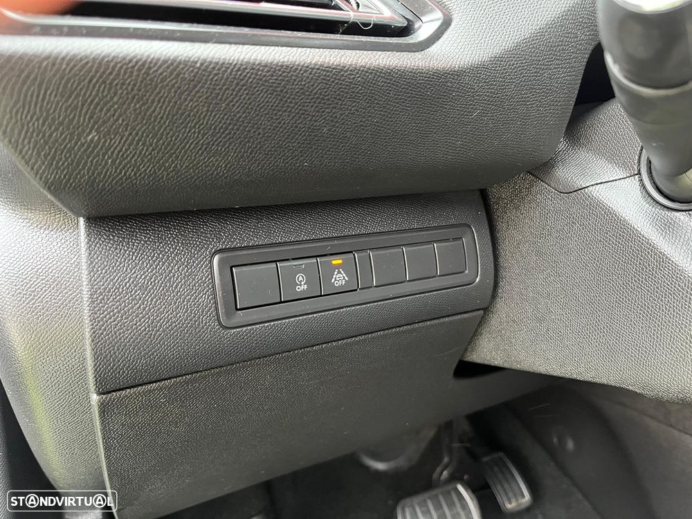 Peugeot 308 BlueHDi FAP 130 EAT6 Stop & Start Active - 17