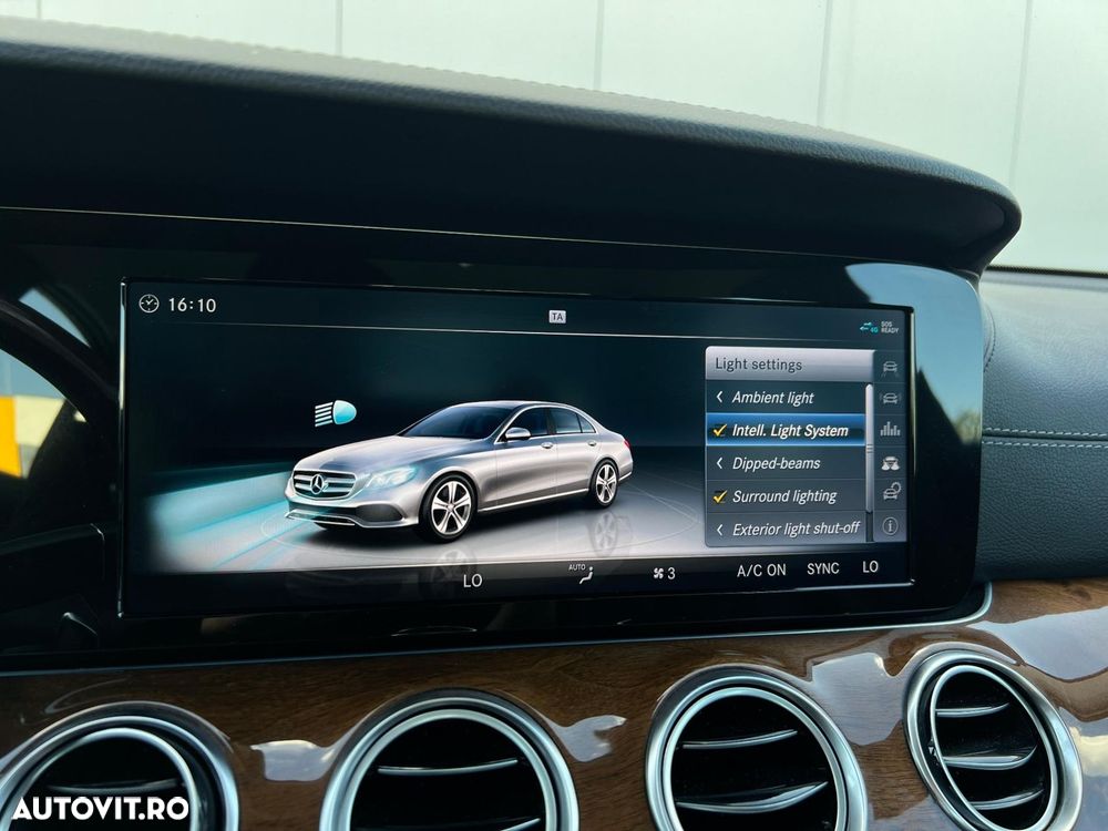 Mercedes-Benz E 300 9G-TRONIC Exclusive - 39