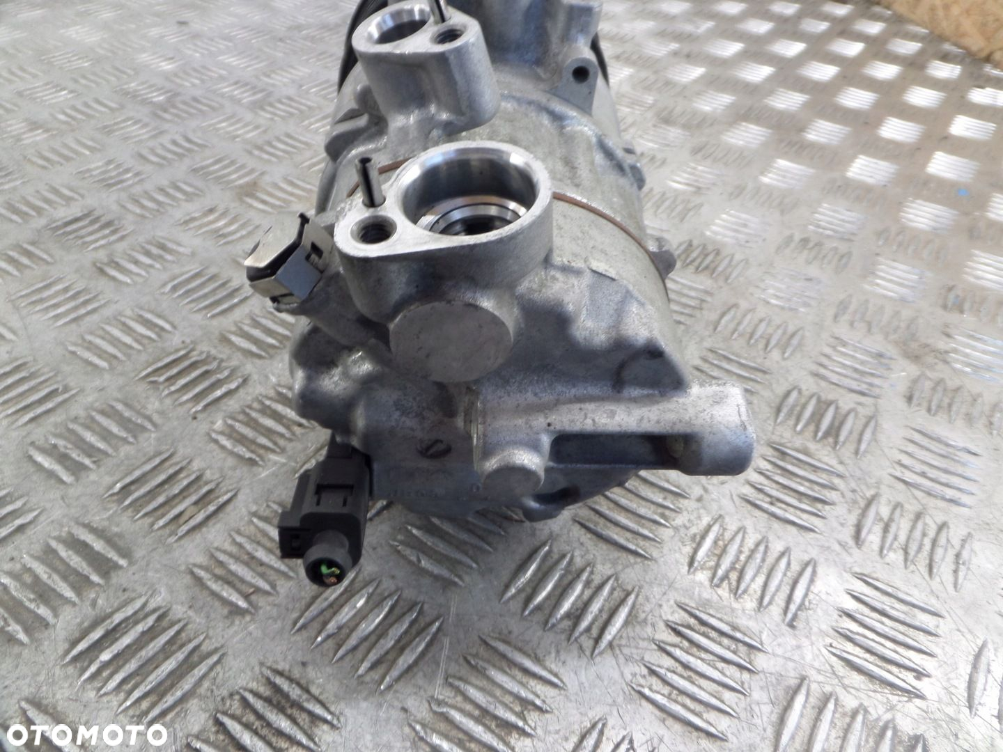 VW TIGUAN II KOMPRESOR KLIMATYZACJI 5Q0816803 nr 110 - 4