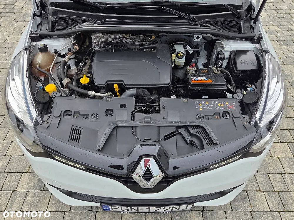 Renault Clio 1.2 16V Life EU6 - 23