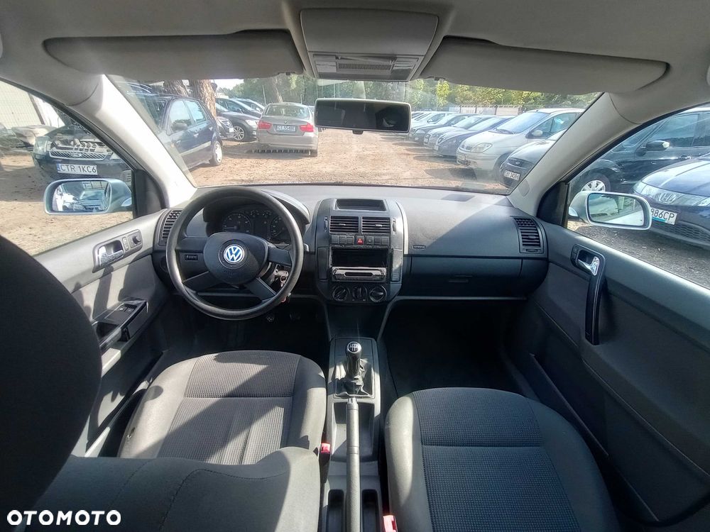 Volkswagen Polo - 5