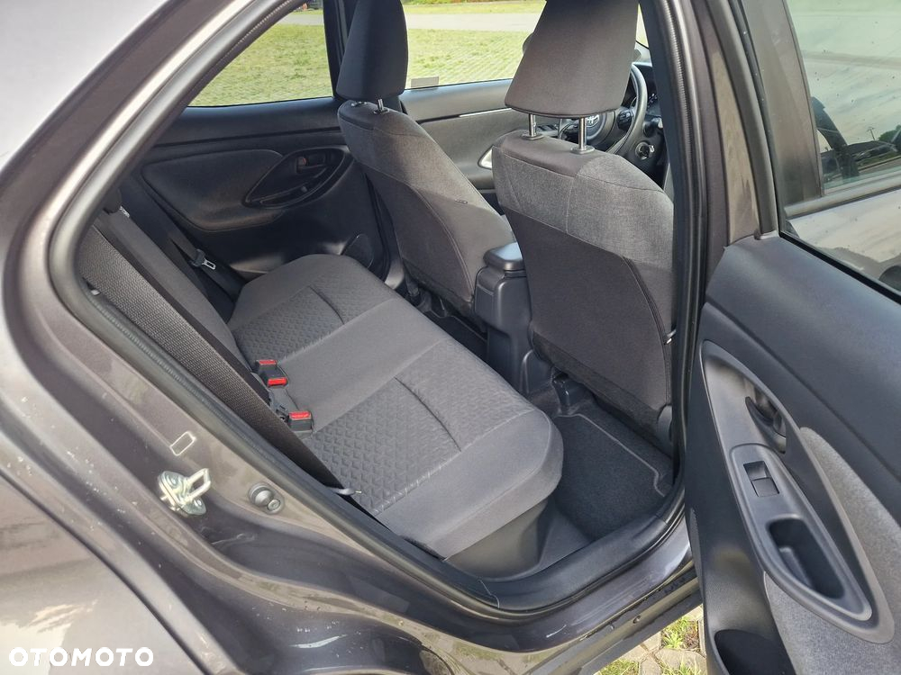Toyota Yaris Cross Hybrid 1.5 Comfort - 16