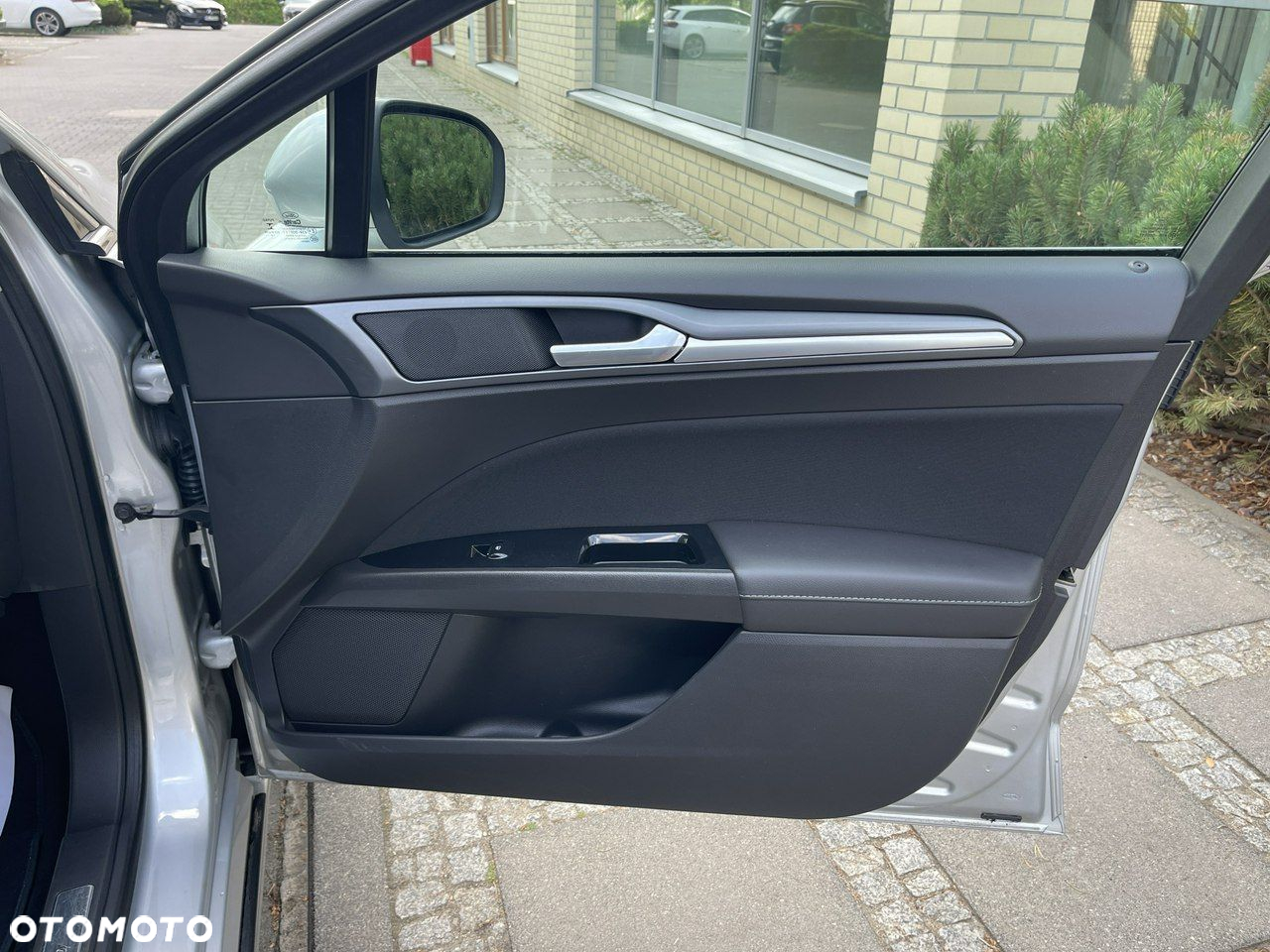 Ford Mondeo - 28