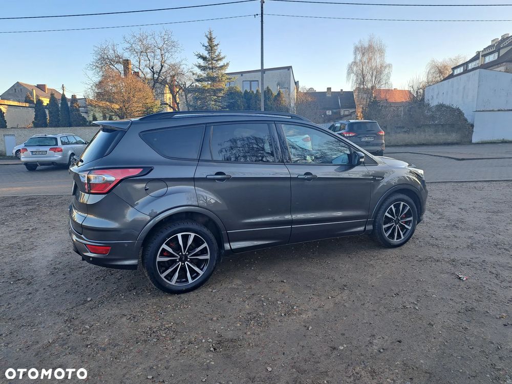 Ford Kuga - 22