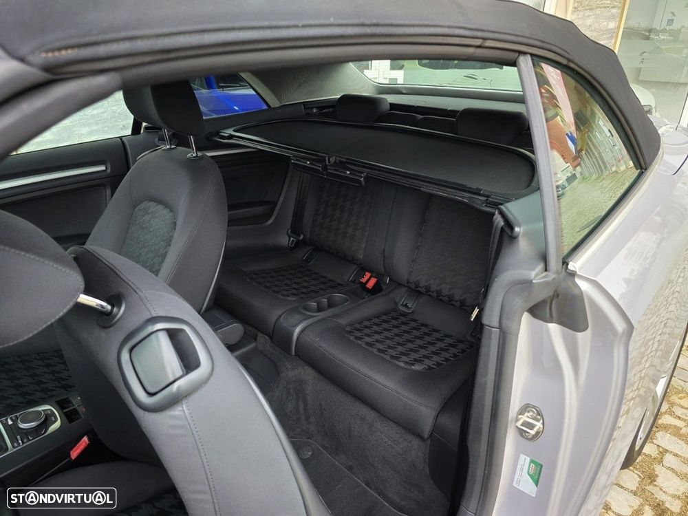 Audi A3 Cabrio 1.6 TDi Attraction - 22