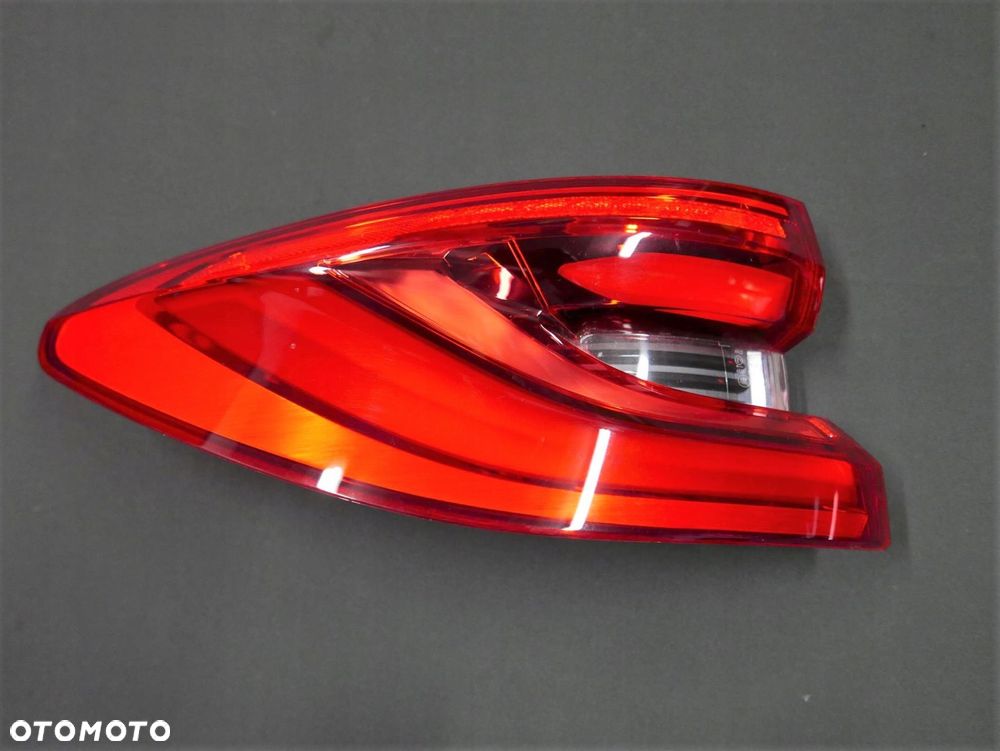 bmw g32 lampa lewa tylna w błotnik lewy tył - 6