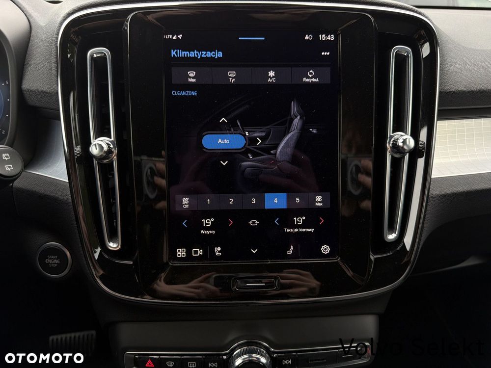 Volvo XC 40 - 21