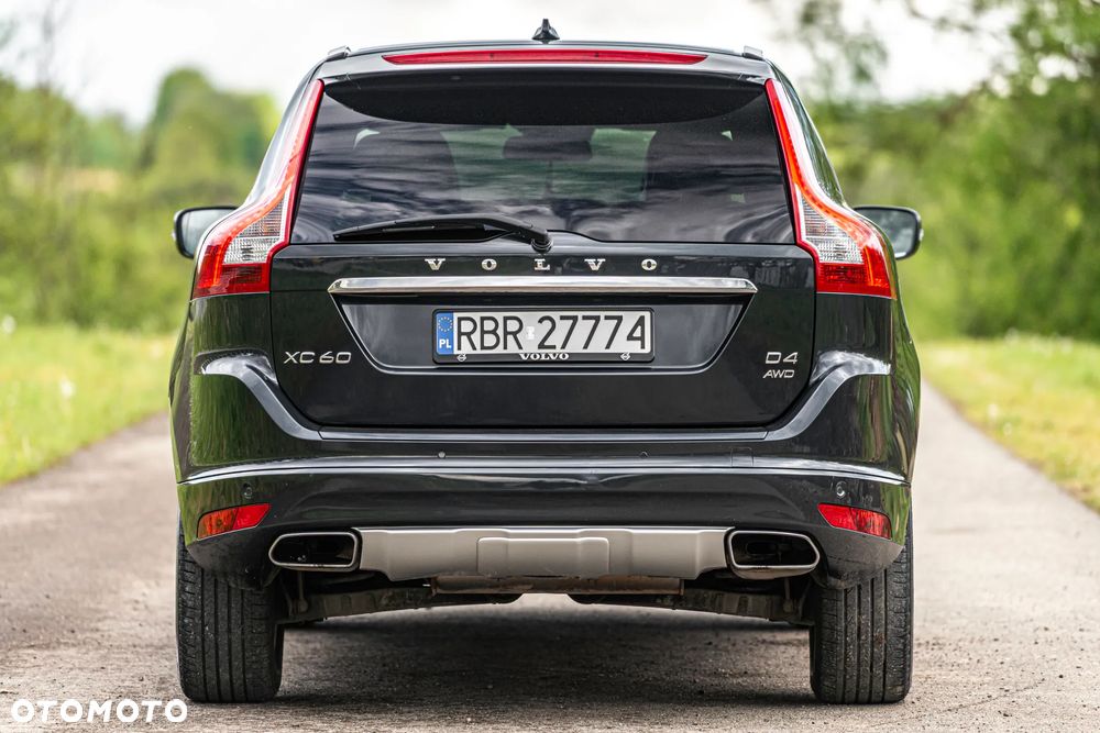 Volvo XC 60 D4 AWD Geartronic Summum - 17