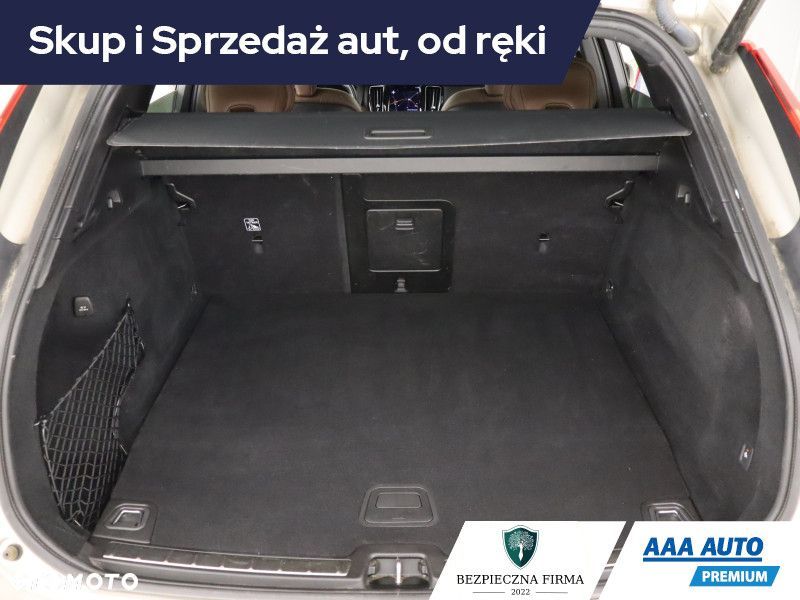 Volvo XC 60 - 16