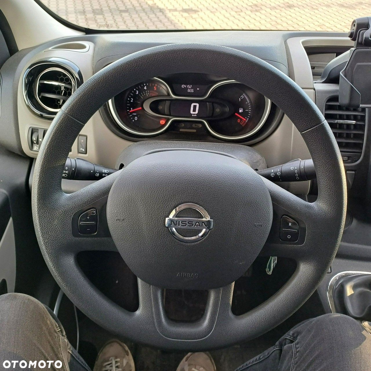 Nissan NV300 - 17