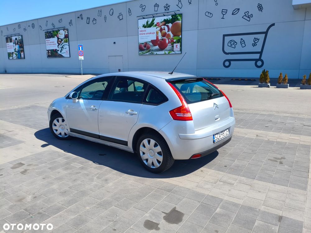 Citroën C4 1.6 16V Impress - 10
