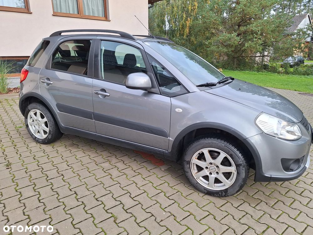 Suzuki SX4 1.6 GS / Premium 4WD - 8