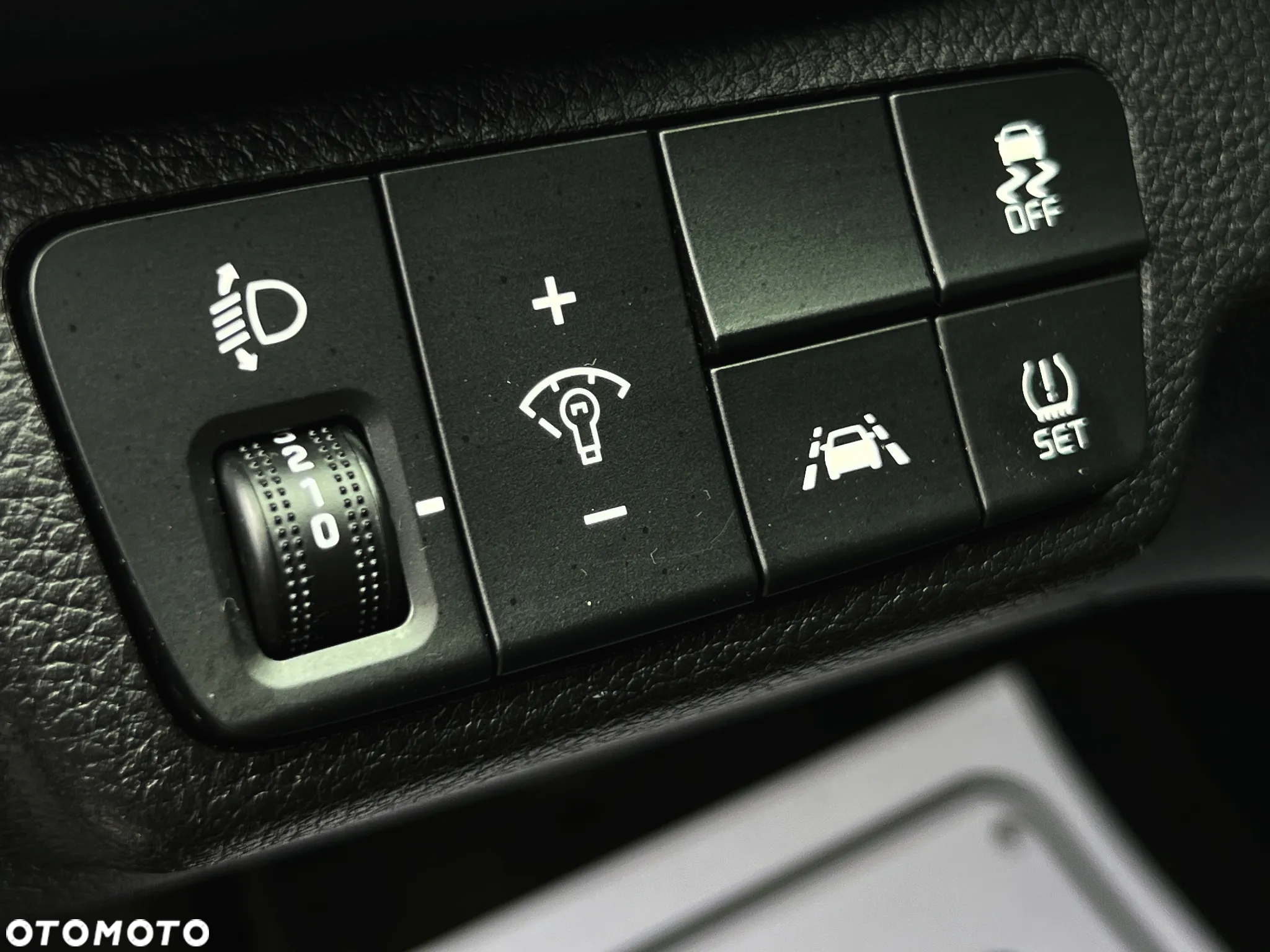 Kia Stonic - 23