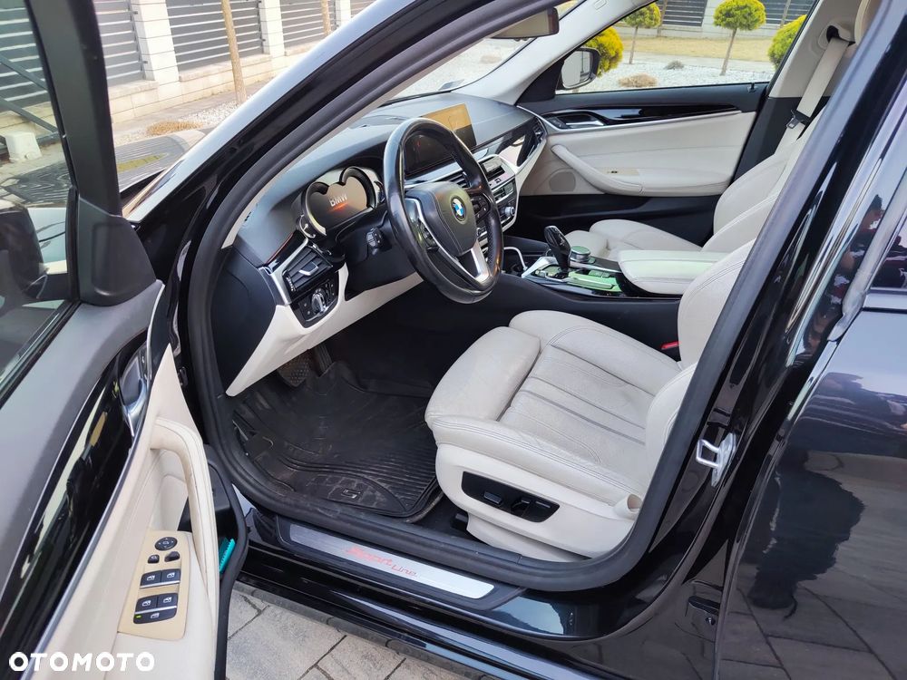 BMW Seria 5 520d Efficient Dynamics Sport Line sport - 9