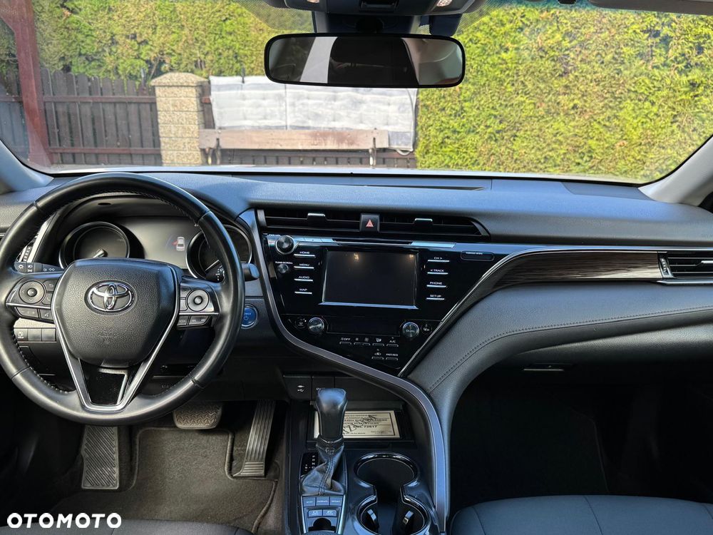 Toyota Camry 2.5 Hybrid Comfort CVT - 16
