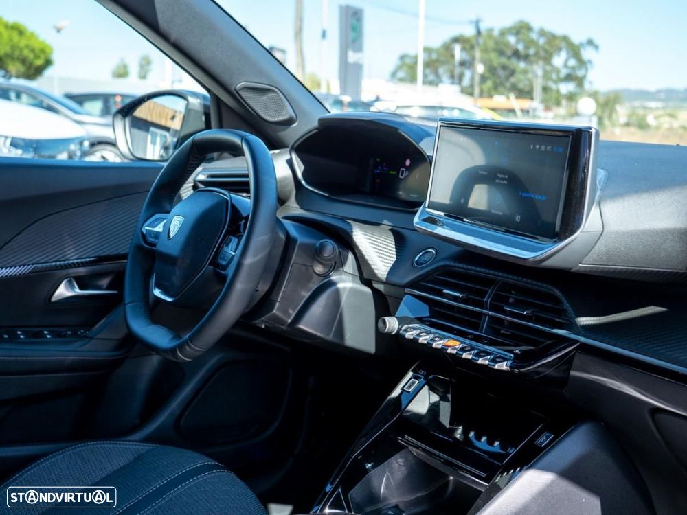 Peugeot e-2008 54 kWh Allure - 18