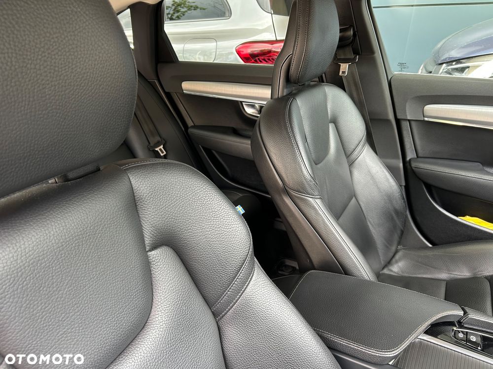 Volvo S90 D4 Momentum - 22