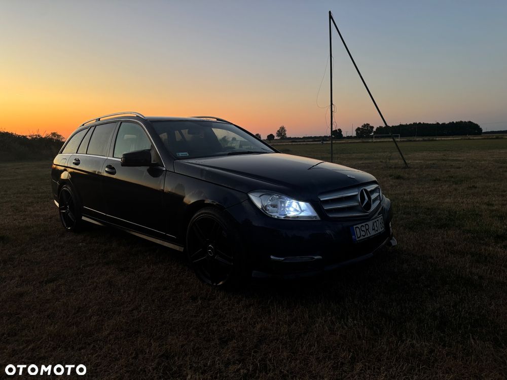 Mercedes-Benz Klasa C 200 CDI BlueEff Avantgarde - 3