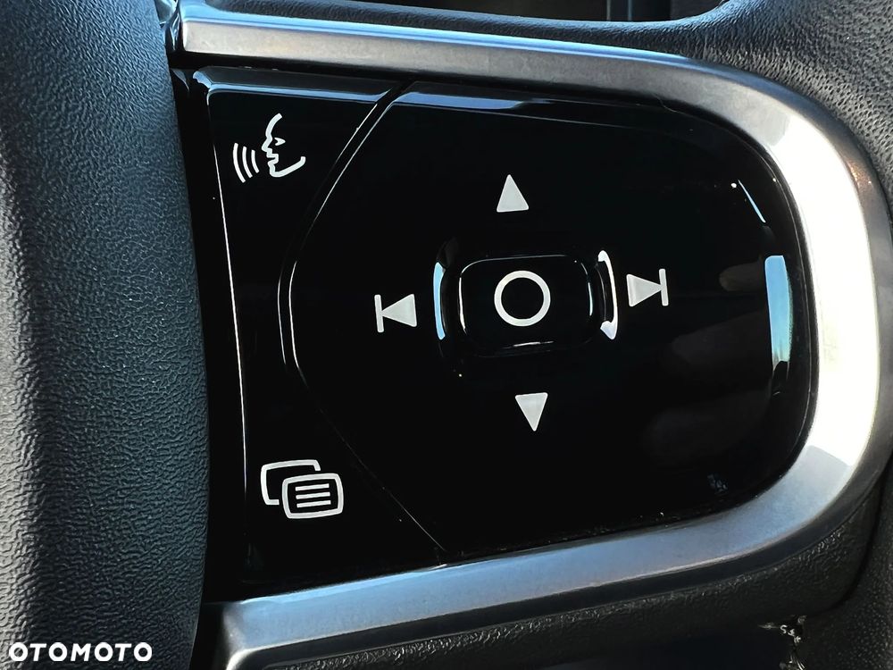 Volvo V90 D4 Geartronic Momentum - 25