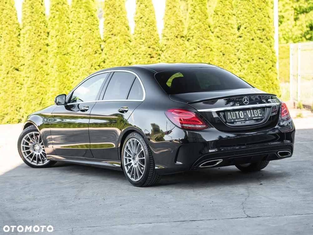 Mercedes-Benz Klasa C 400 4Matic 7G-TRONIC AMG Line - 9