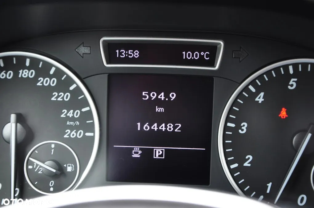 Mercedes-Benz Klasa B 180 BlueEFFICIENCY Edition - 33