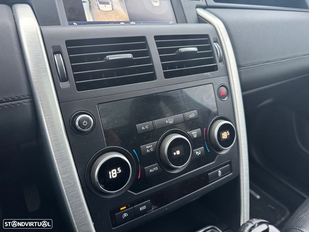 Land Rover Discovery Sport 2.0 eD4 HSE Luxury - 25