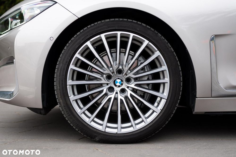 BMW Seria 7 730Ld xDrive mHEV - 37