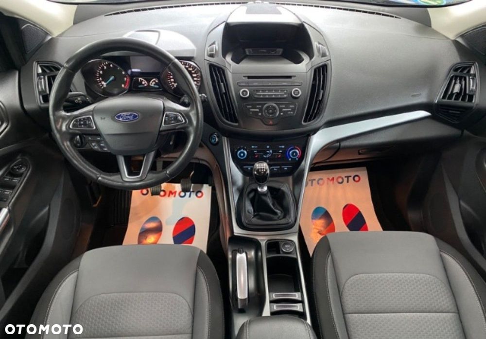 Ford Kuga - 4