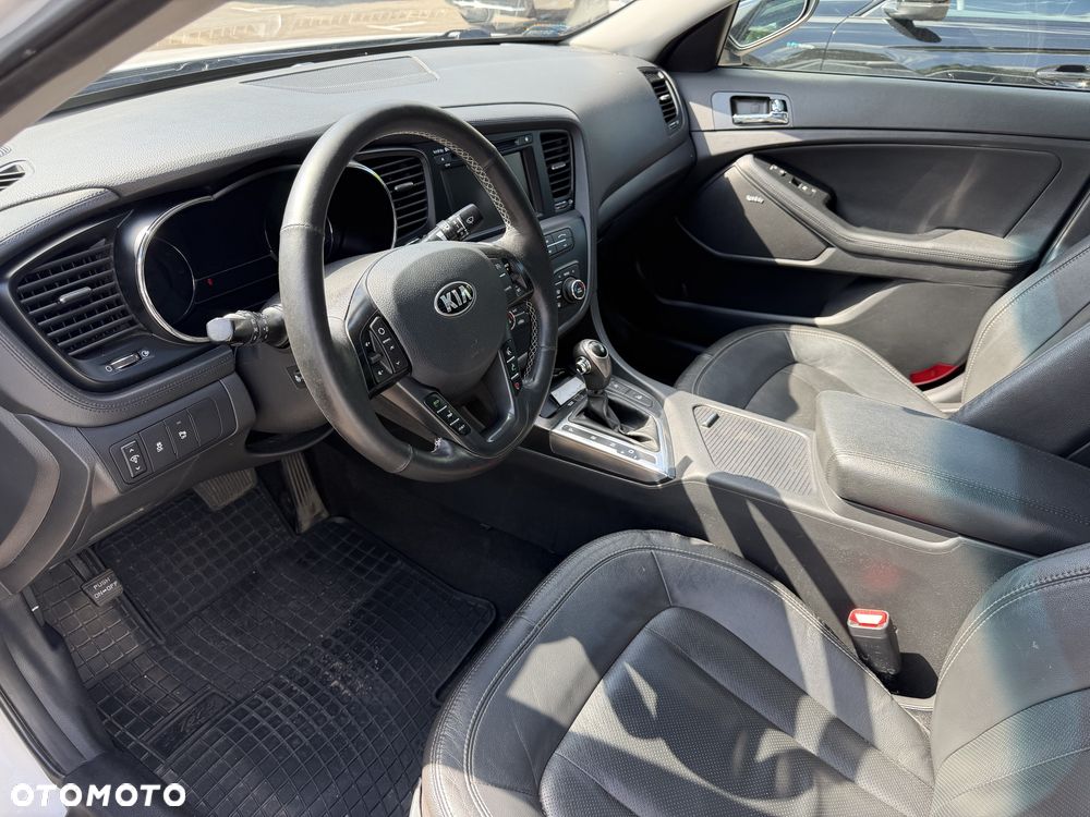 Kia Optima - 7