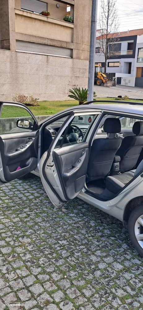 Toyota Corolla SW 1.6 VVT-i Sol - 4