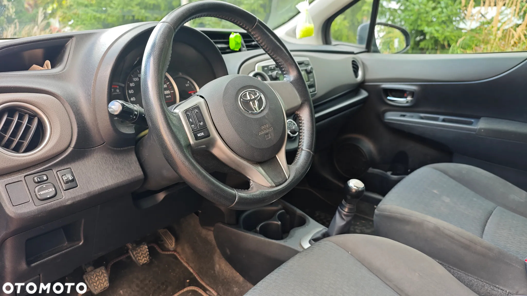 Toyota Yaris 1.0 Active - 8