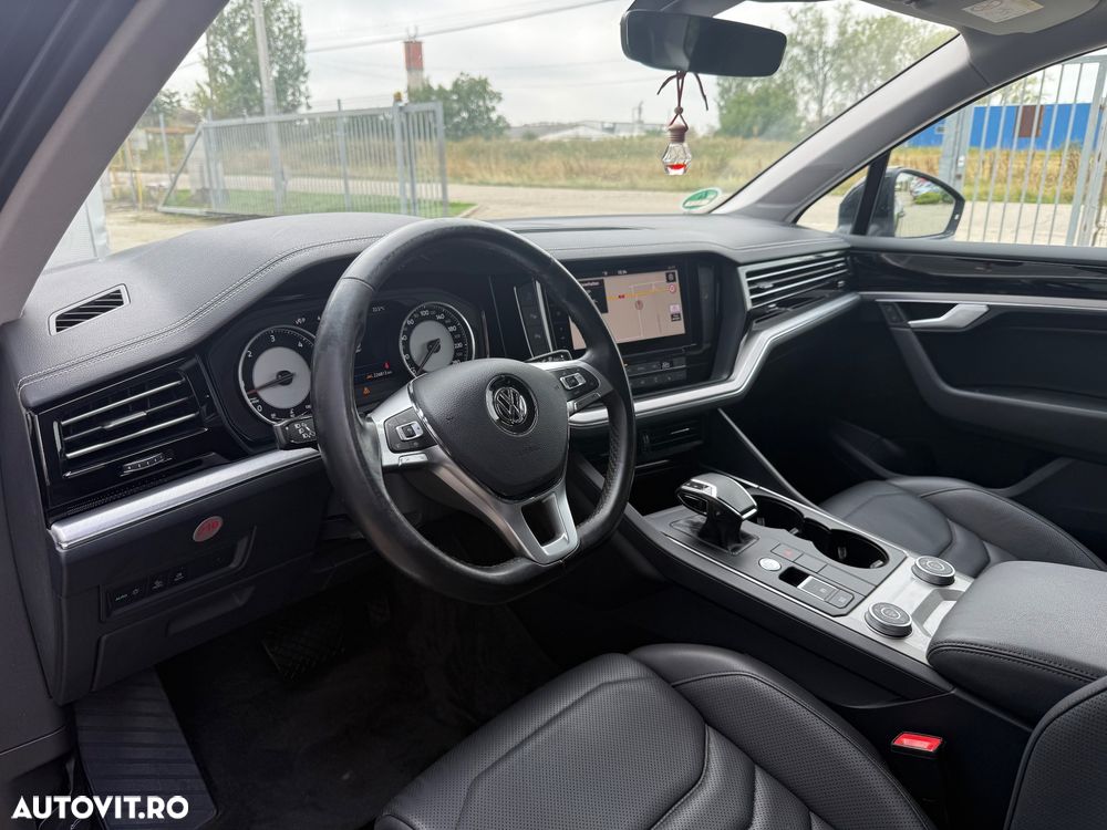 Volkswagen Touareg V6 TDI 4MOTION Elegance - 16