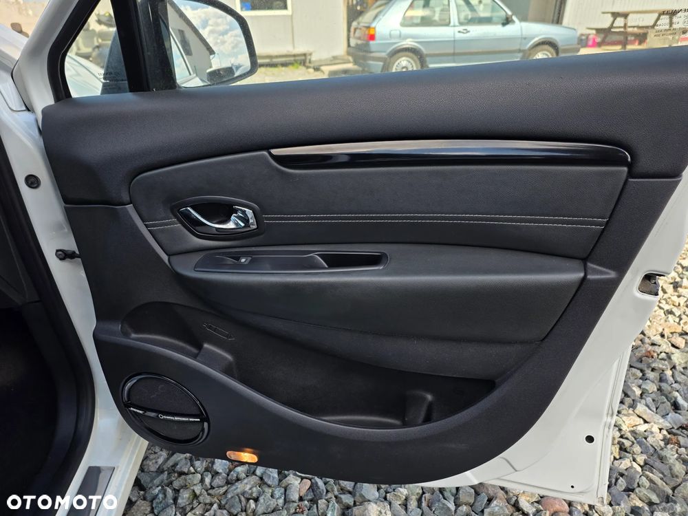 Renault Grand Scenic dCi 110 EDC Bose Edition - 38