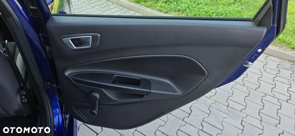 Ford Fiesta 1.0 EcoBoost S&S ST-LINE - 27