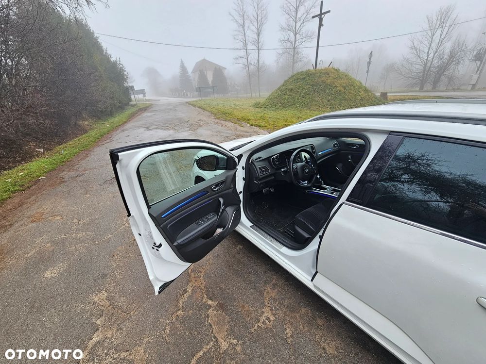 Renault Megane ENERGY dCi 165 EDC BOSE EDITION - 3